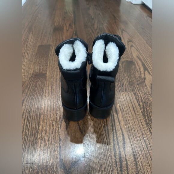 New Caslon Tatum Faux Fur Lined Lug Women Leather Bootie size 7 Black - Picture 3 of 8